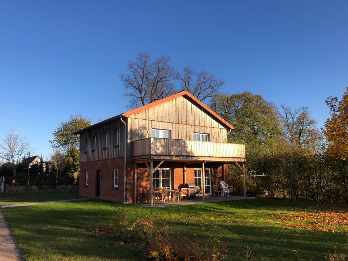 Farm-Chalet Renzow Exteriör bild